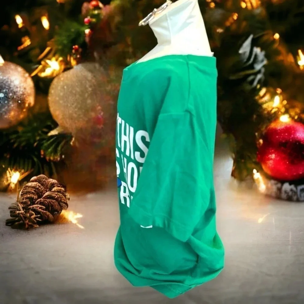 Old Navy Christmas‎ winter shirt small